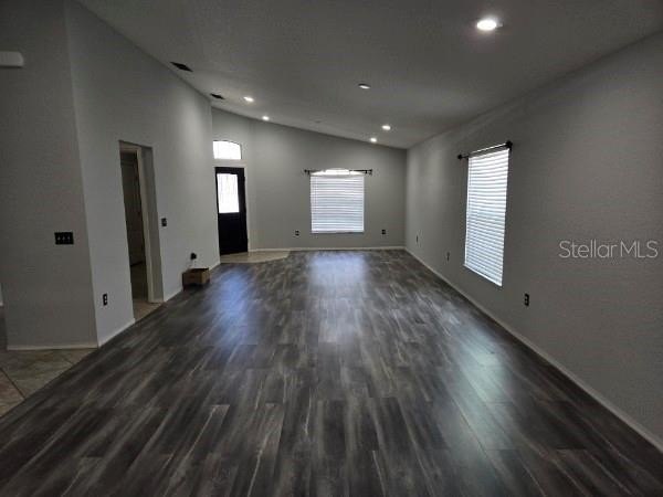 2235 Lakeridge Dr – photo 3