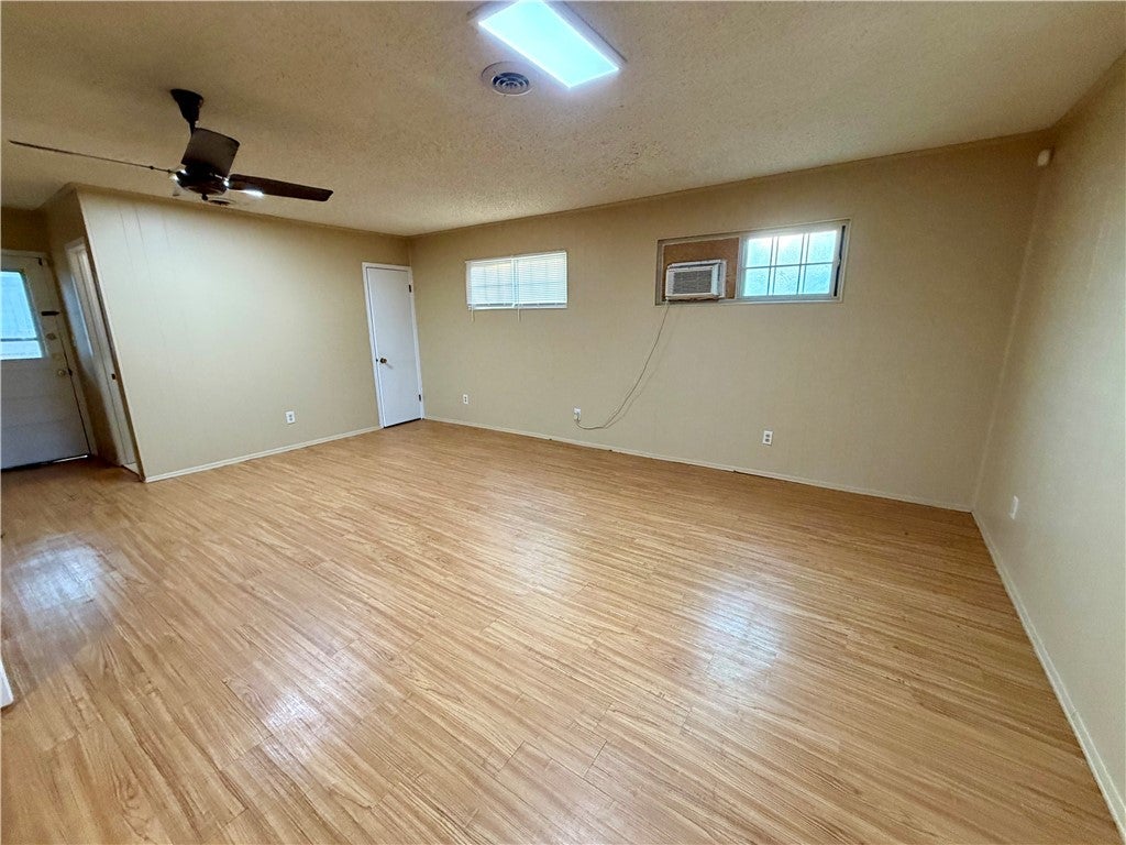 1222 Stratton Dr – photo 4