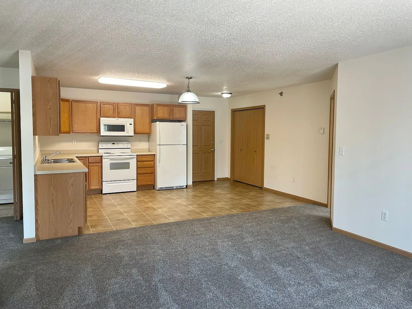 Huntington Pointe I – photo 5