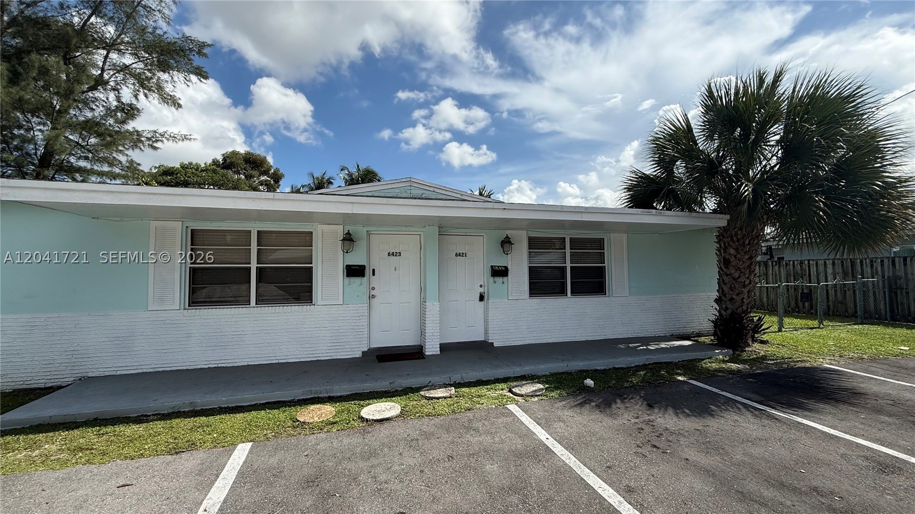 6421 NW 20th Ct #6421 – photo 2