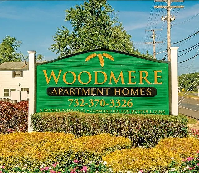 Woodmere Apartments – photo 2