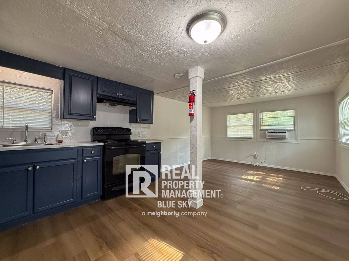 9221 Kiowa Dr – photo 3
