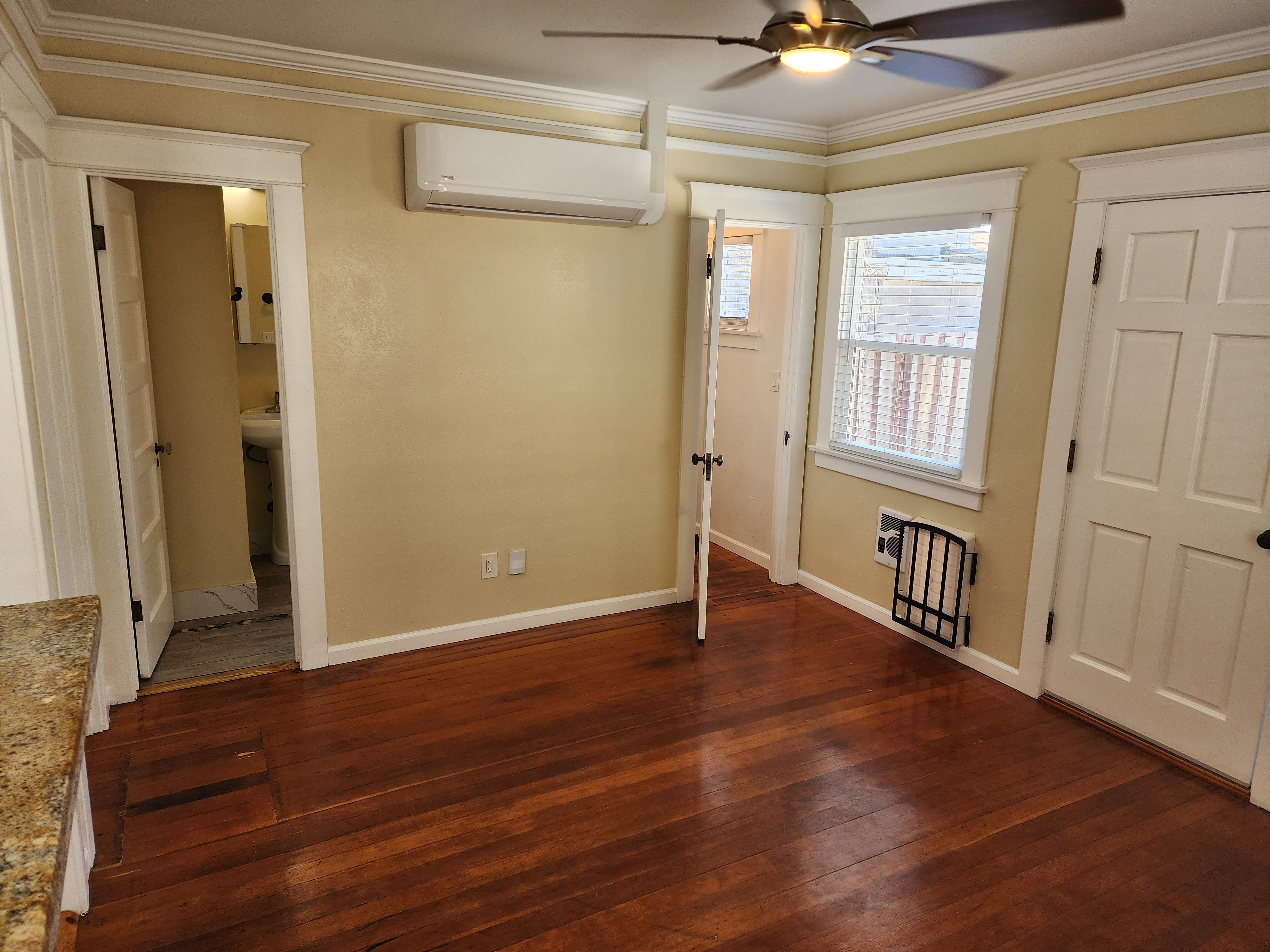 223 Southlook Ave – photo 2