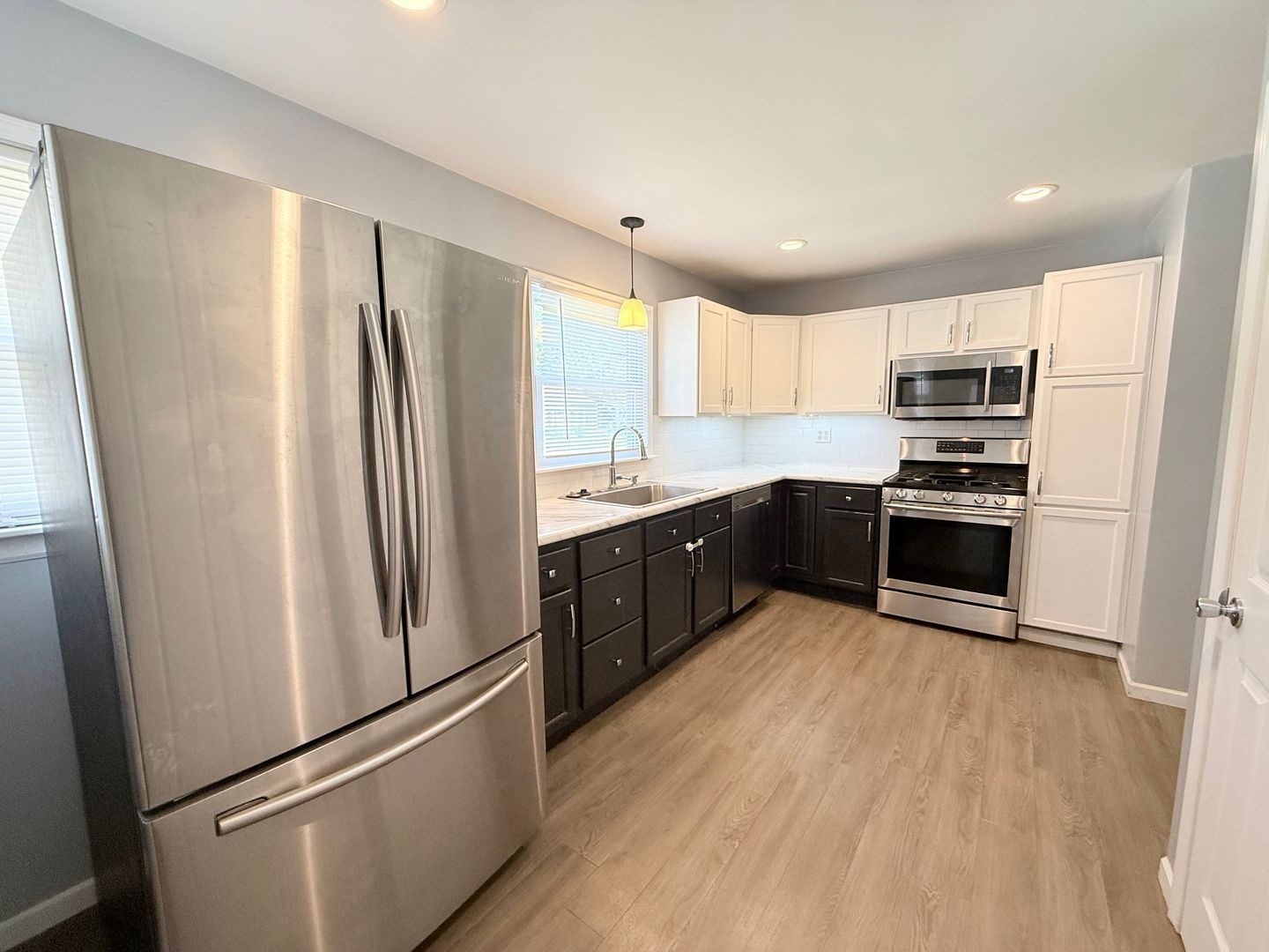 31 University Ct – photo 3