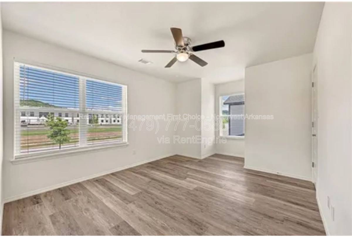 926 S Benchmark Ln unit 926 2 – photo 5