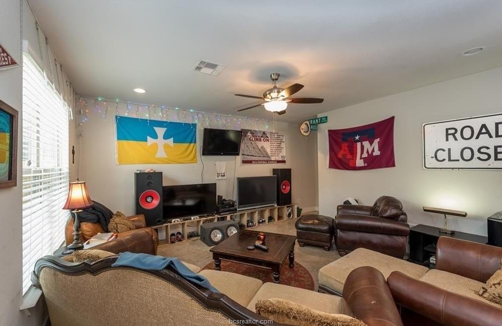 4308 Oaklawn St – photo 1