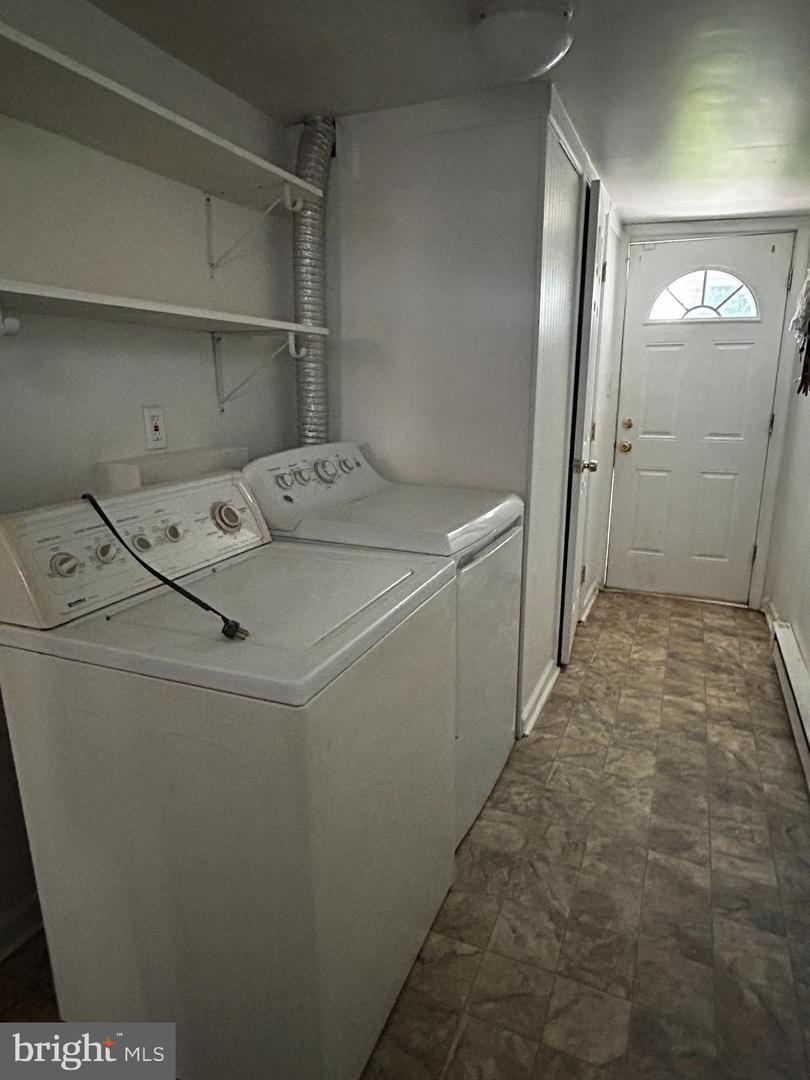 441 Walnut St – photo 4