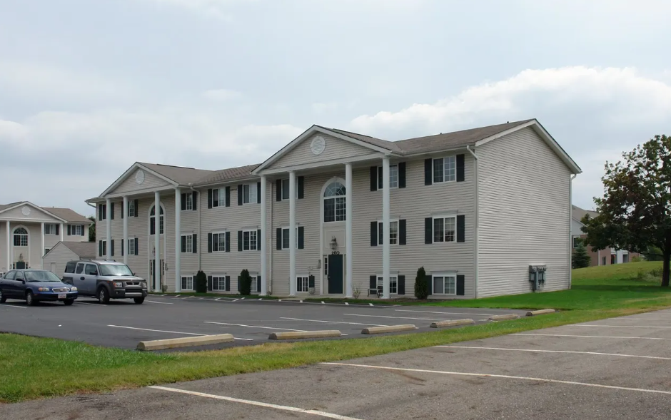 1685 Beechwood Ave NE unit 1685B – photo 4