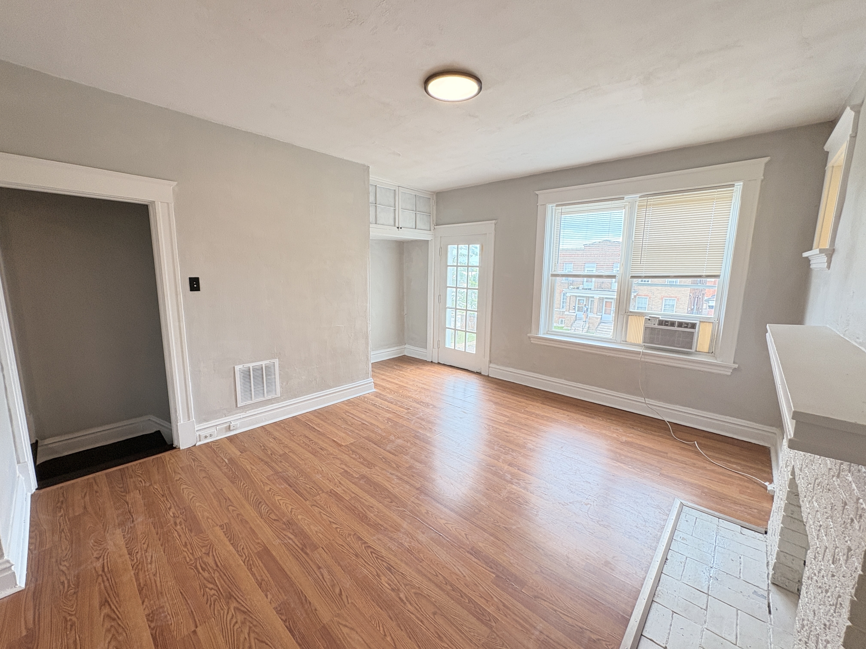 3512 Alberta St unit 2E – photo 4