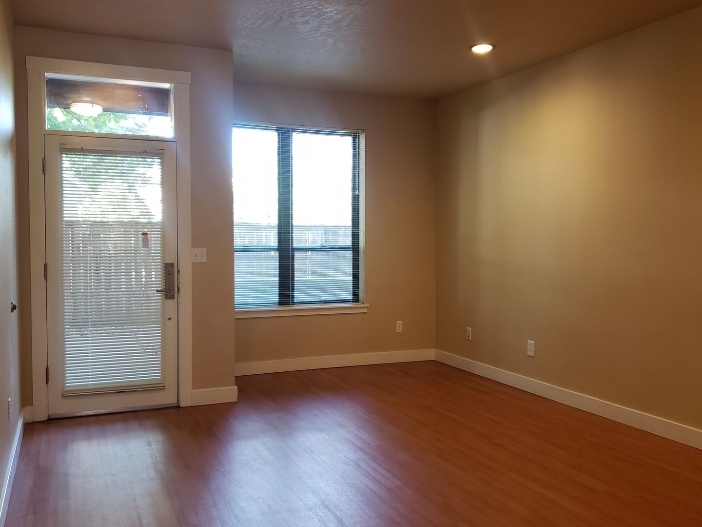 633 E 14th Ave unit 109 – photo 2