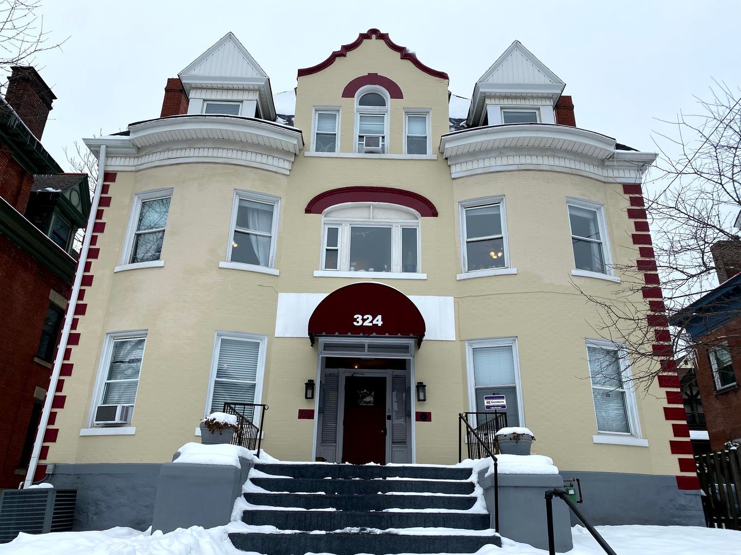 324 S Negley Ave unit Unit 9 – photo 1