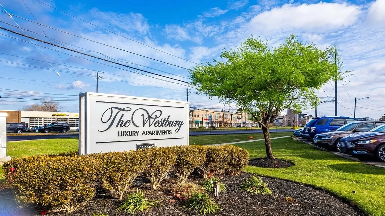 The Westbury Apartments – photo 3