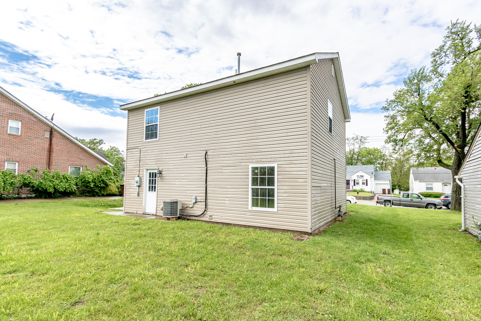 13 W Chestnut St – photo 5