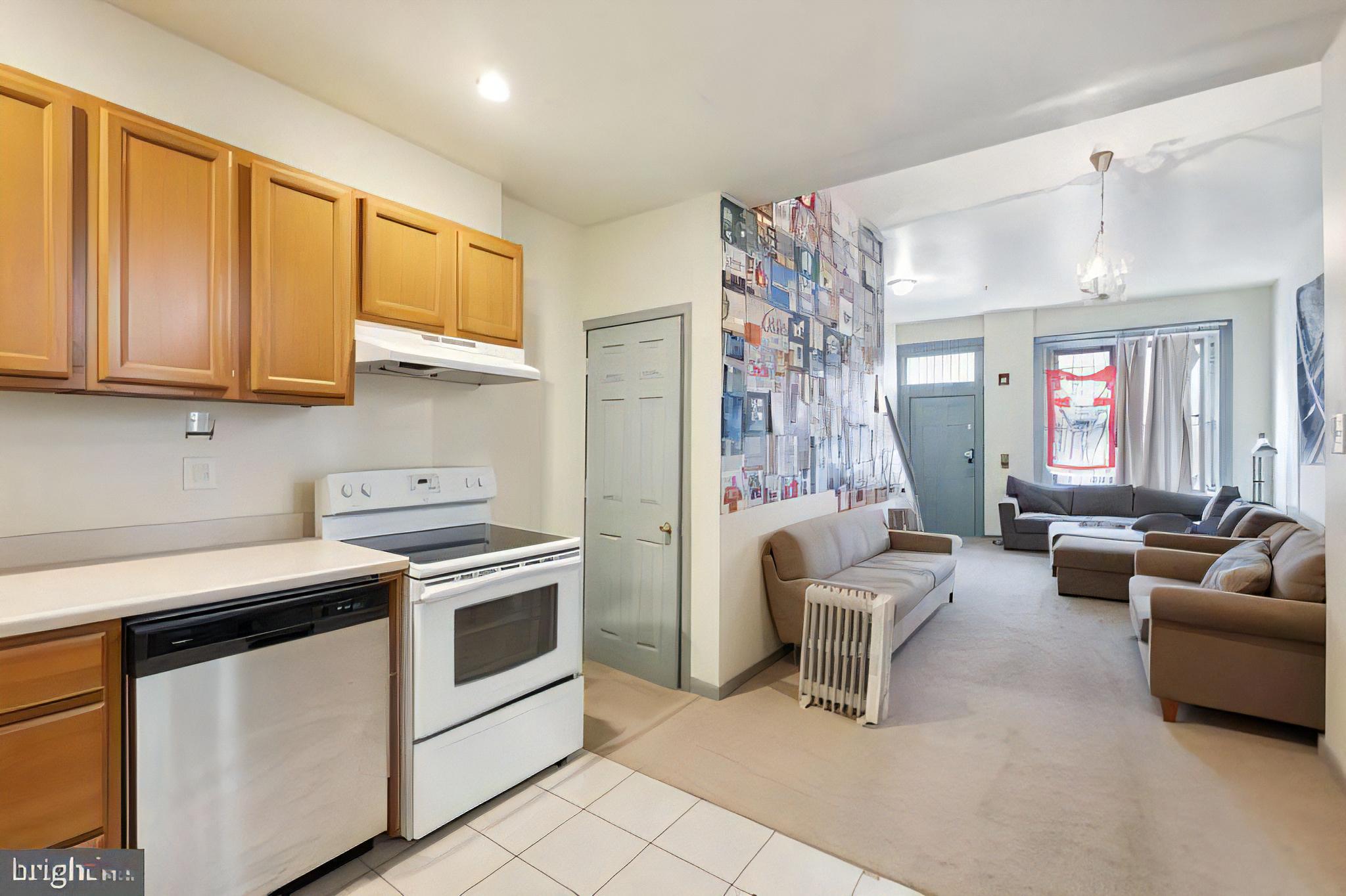 2136 N Carlisle St – photo 4