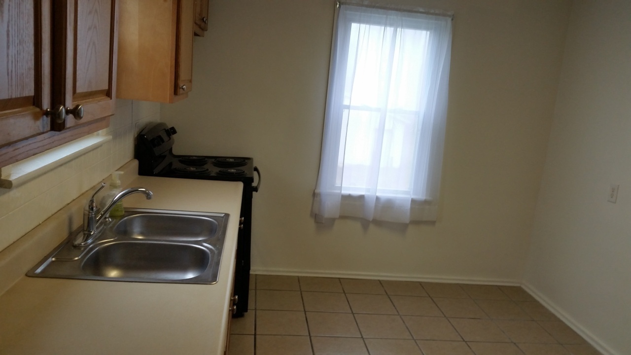 1501 N West St unit 2 – photo 4