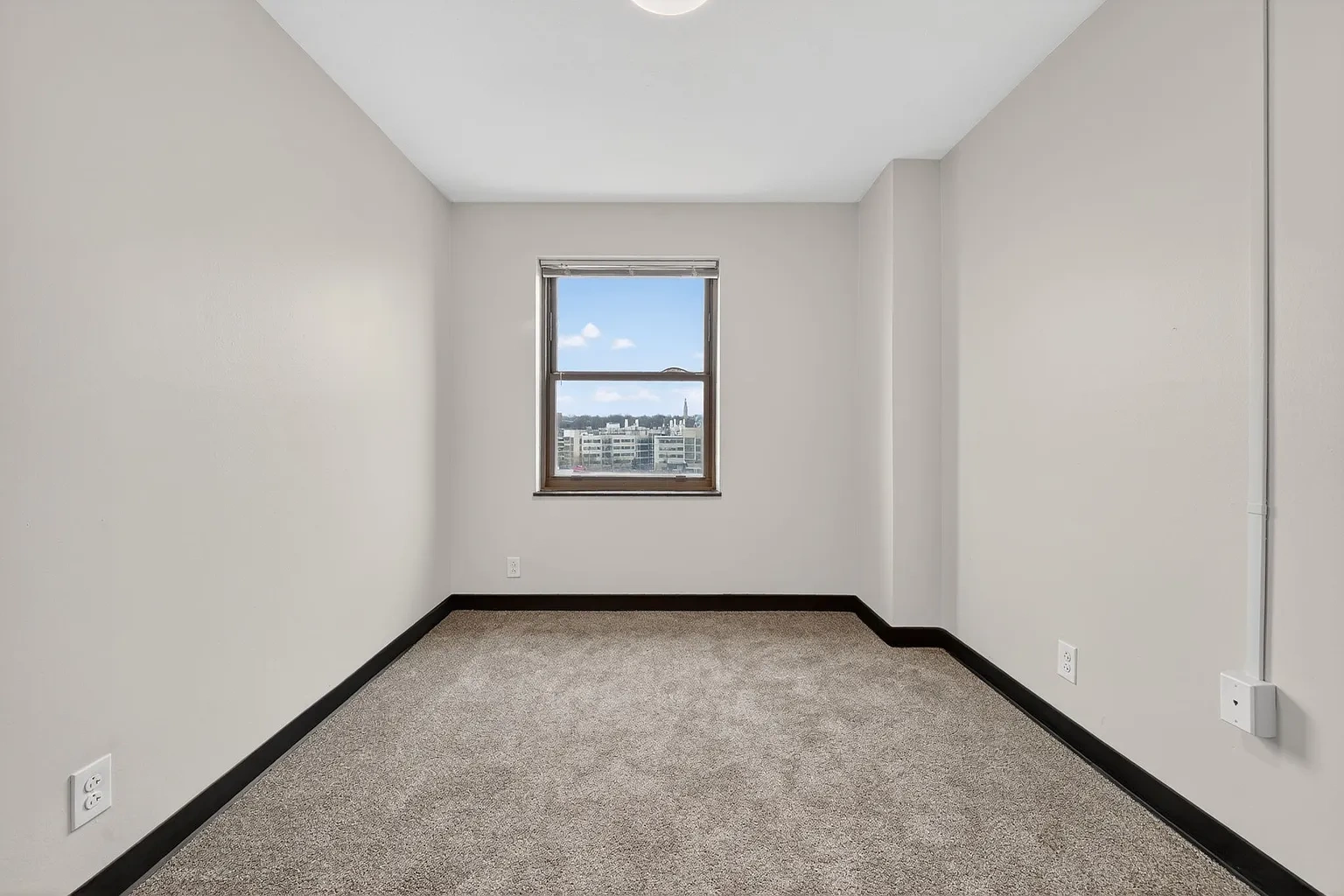Commodore Place – photo 1
