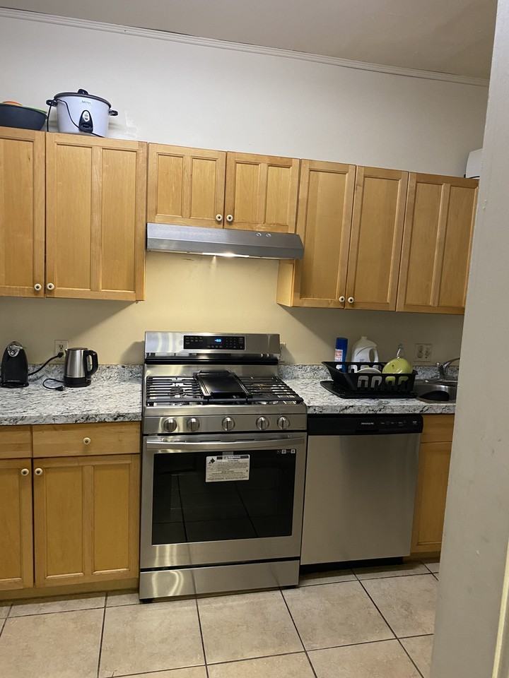 743 Park Rd NW unit 1 – photo 4