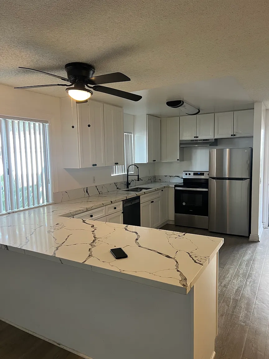 Pebble Cove Apartment Homes – photo 1