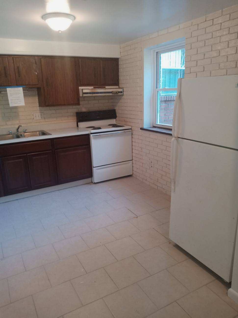 210 5th Ave unit 14 – photo 1