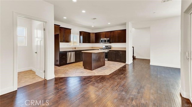 25432 Cole St unit 2 – photo 4