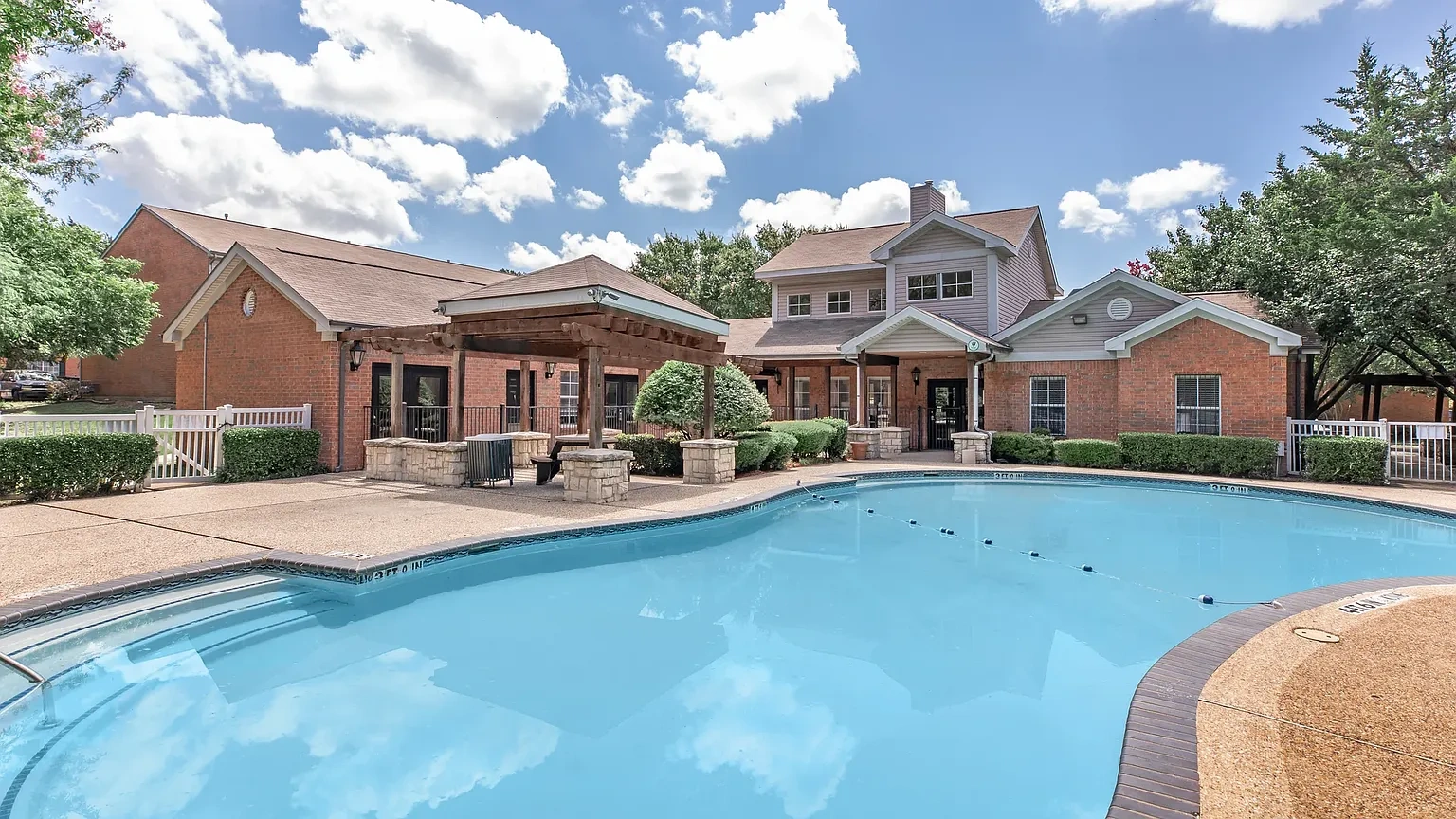 Centerville Pointe Apartments – photo 2