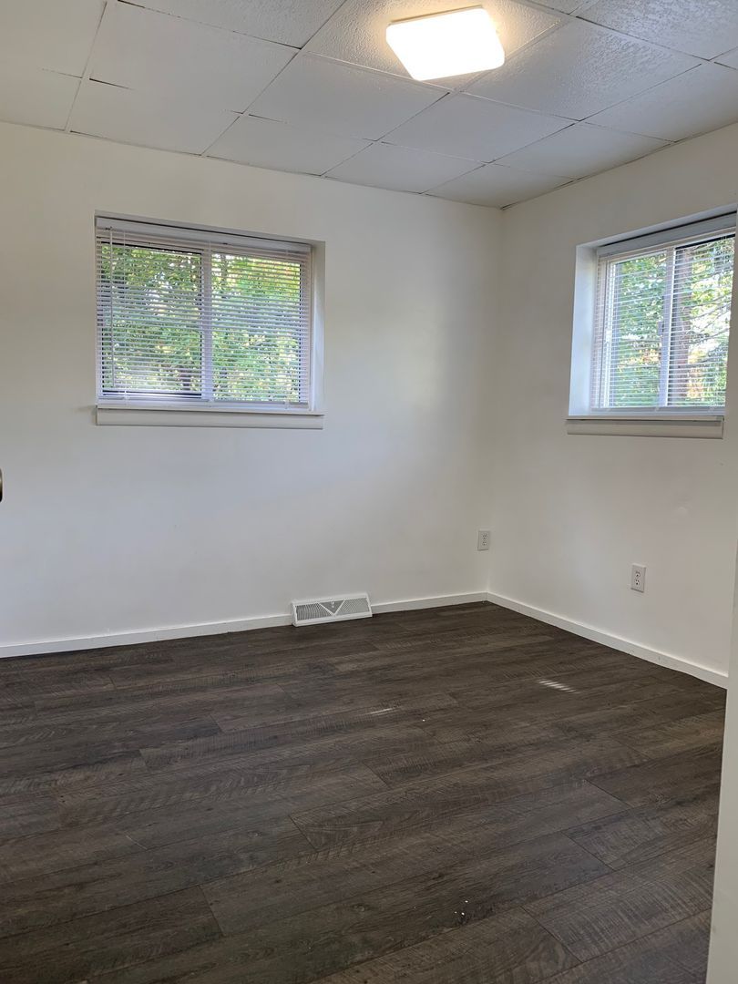 303 Vincennes Ave unit 3 – photo 2