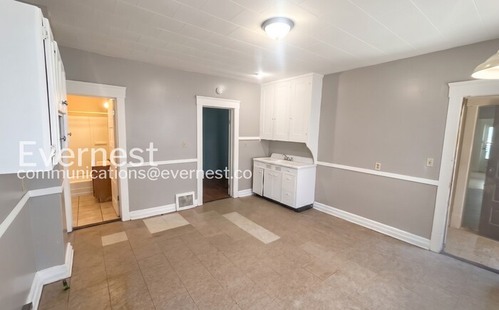 6401 Gertrude Ave unit F – photo 2