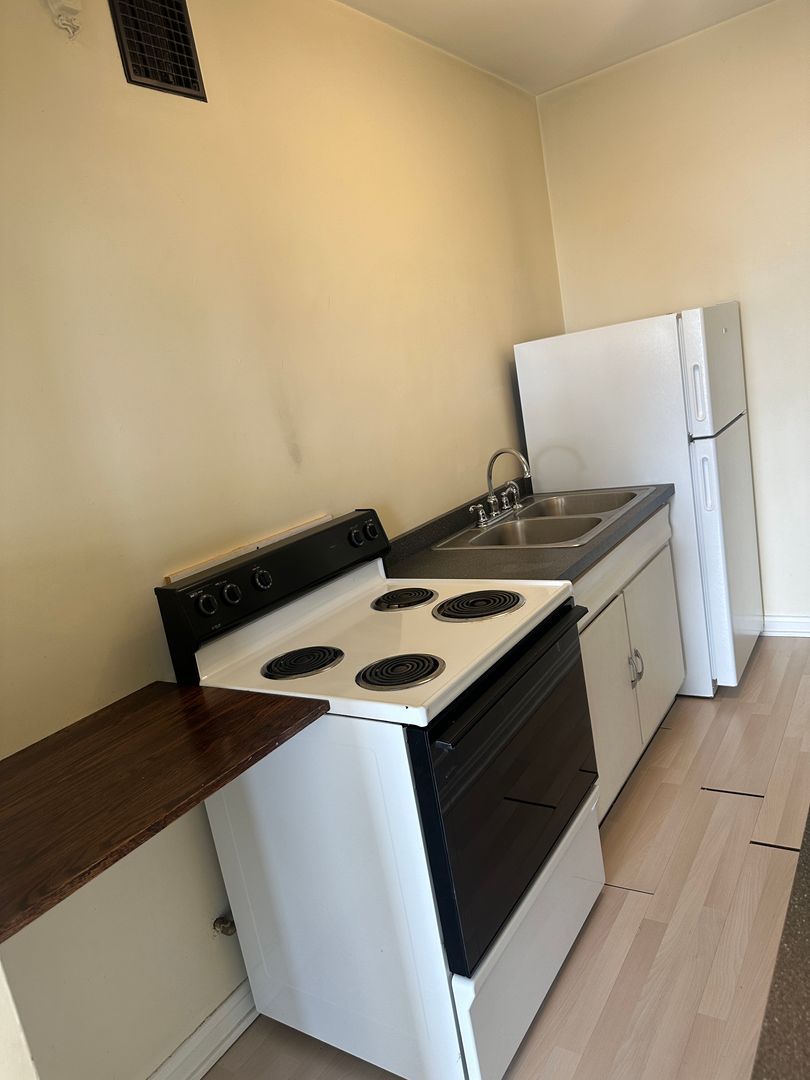 654 4th Ave N unit 603 – photo 3