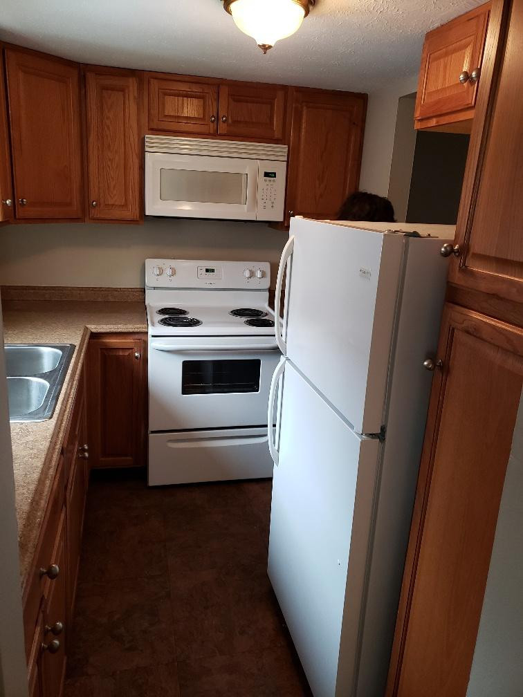 120 Riverside Ct unit 32 – photo 4