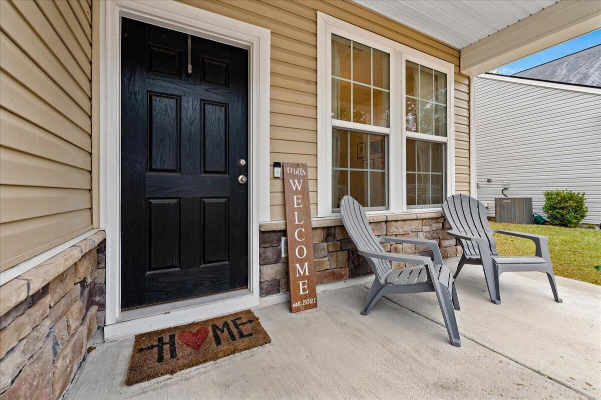 128 Caleb Ct – photo 3