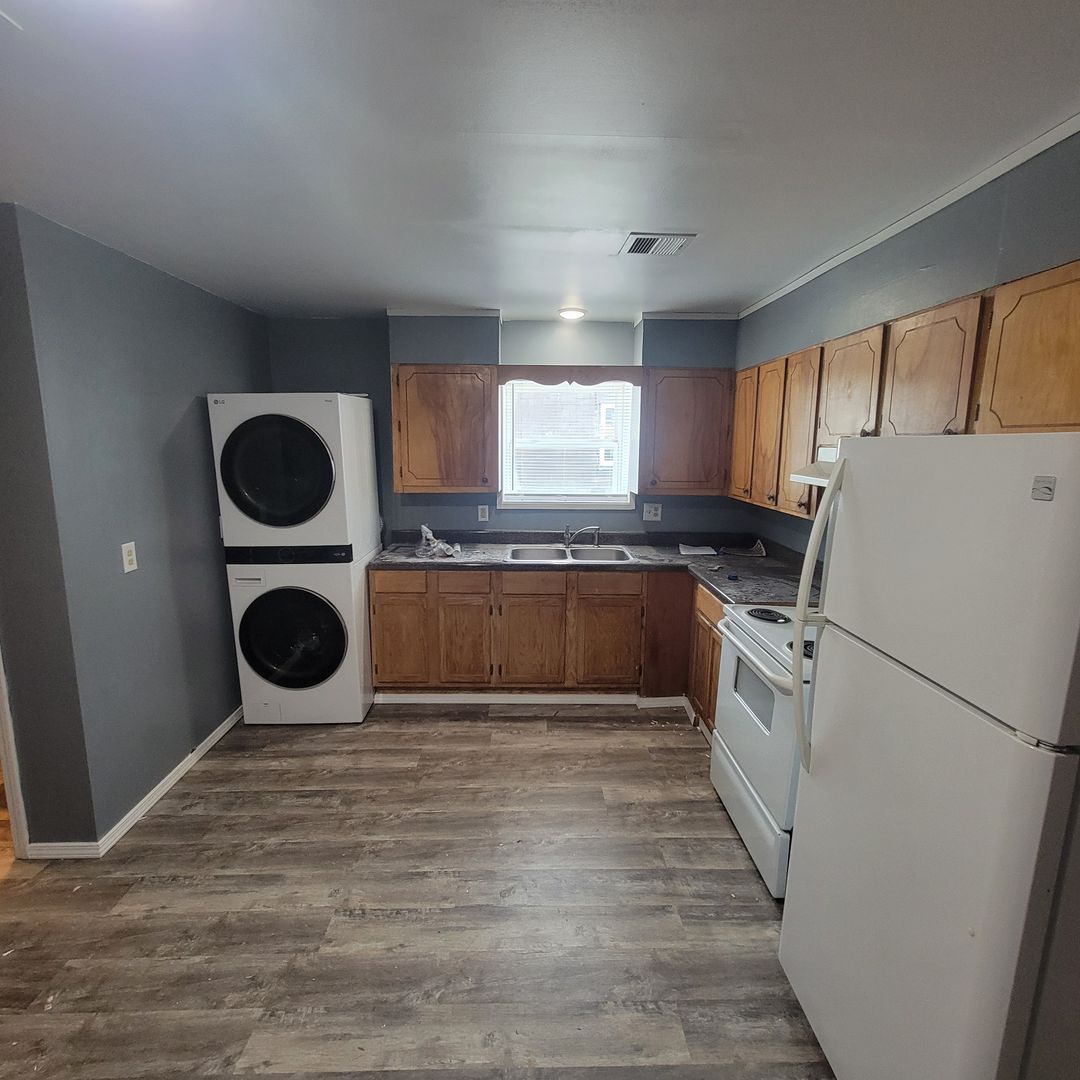 611 S Willow Ave unit Unit 18C – photo 2