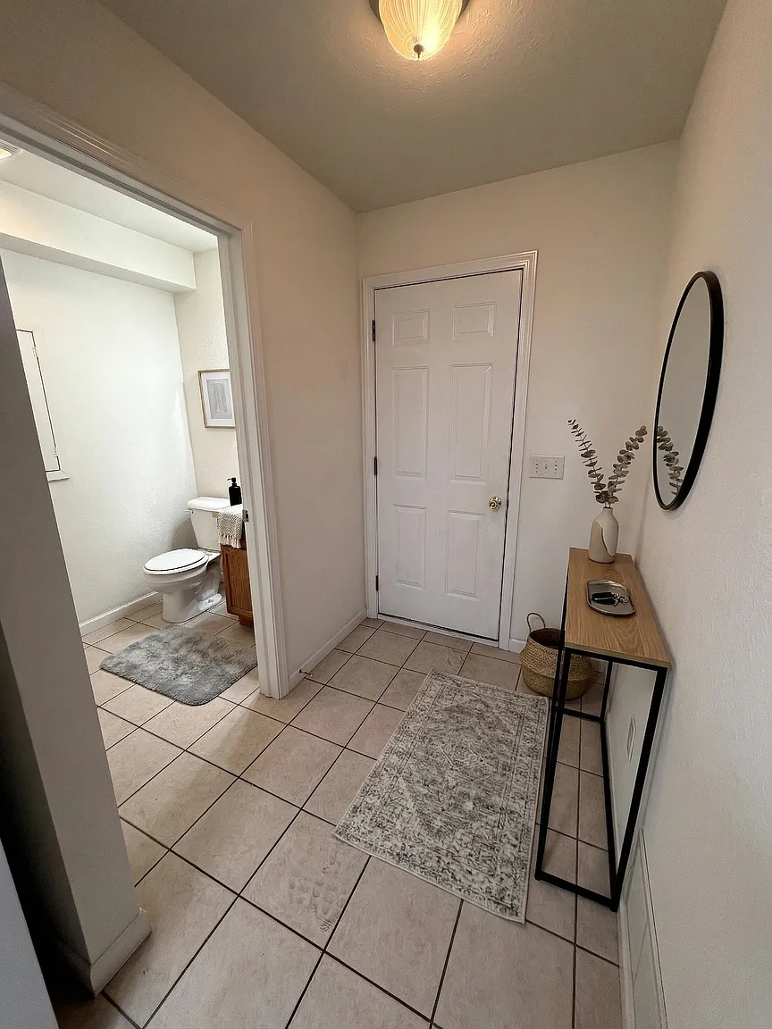 Sawgrass Apartments & Townhomes – photo 1