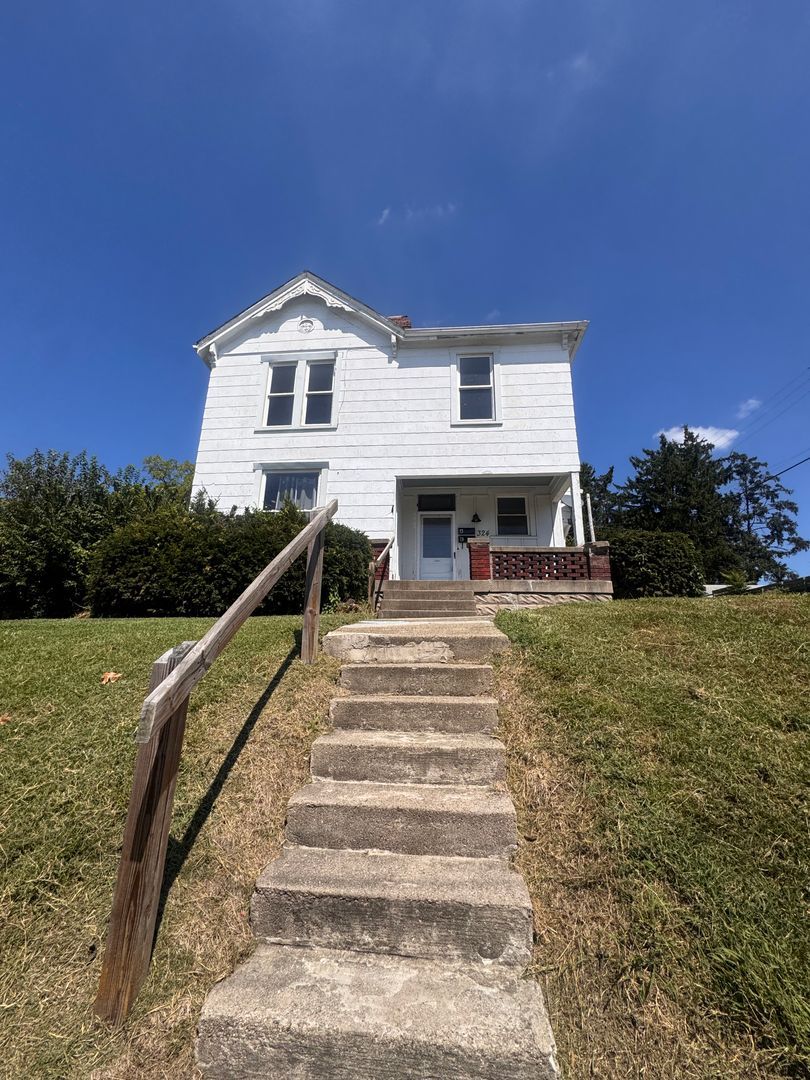 324 Liberty Ave unit B – photo 1