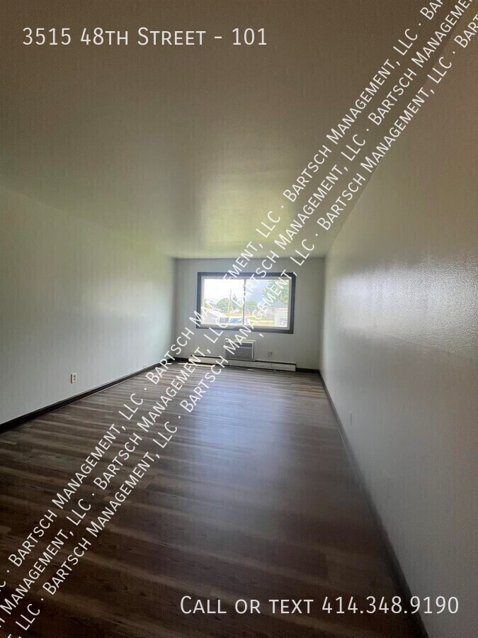 3515 48th St – photo 3
