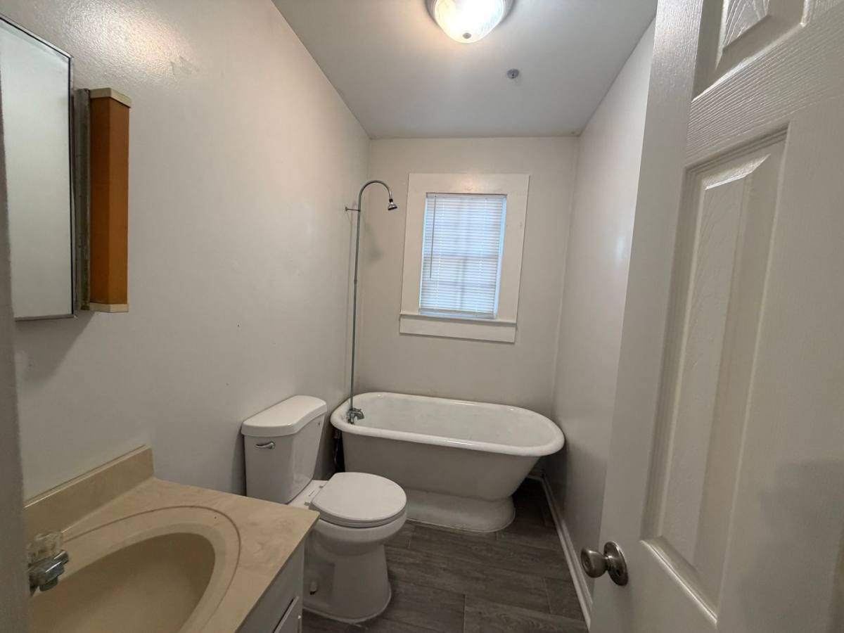 941 Hill Park unit 2 – photo 5