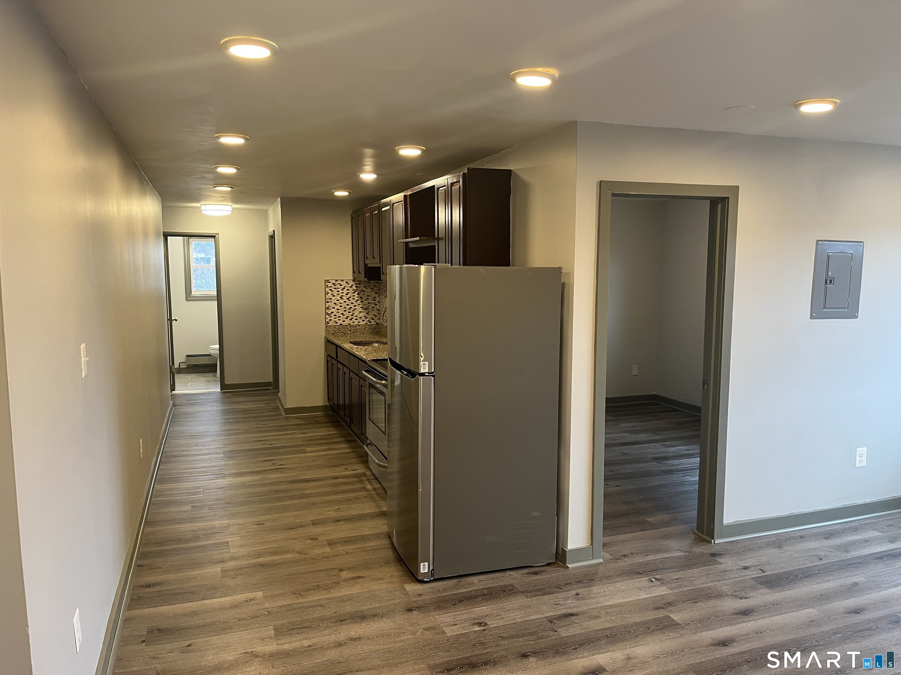 32 Cook Ave #305 – photo 3