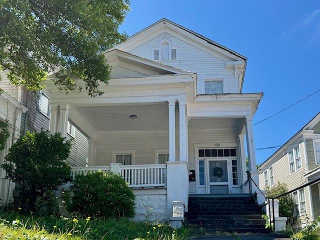 928 Magnolia St – photo 1