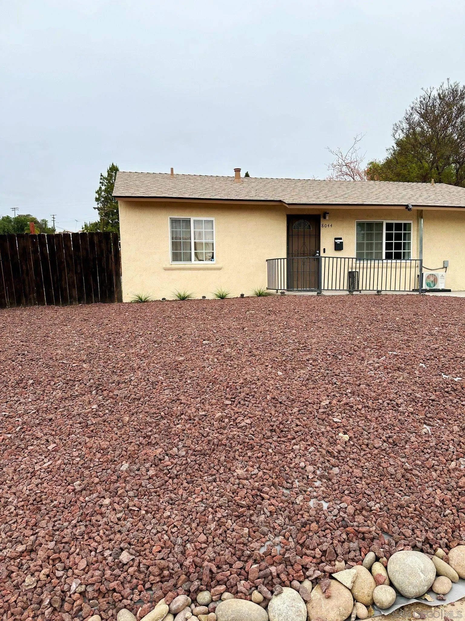 8044 Solana St – photo 4