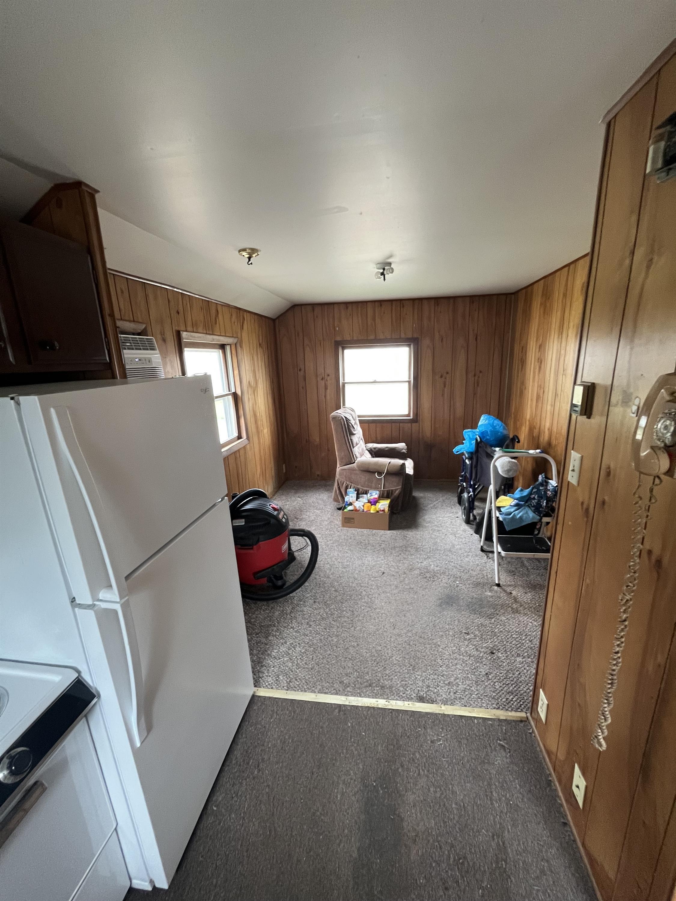 226 Beaver Ave NE unit D – photo 1