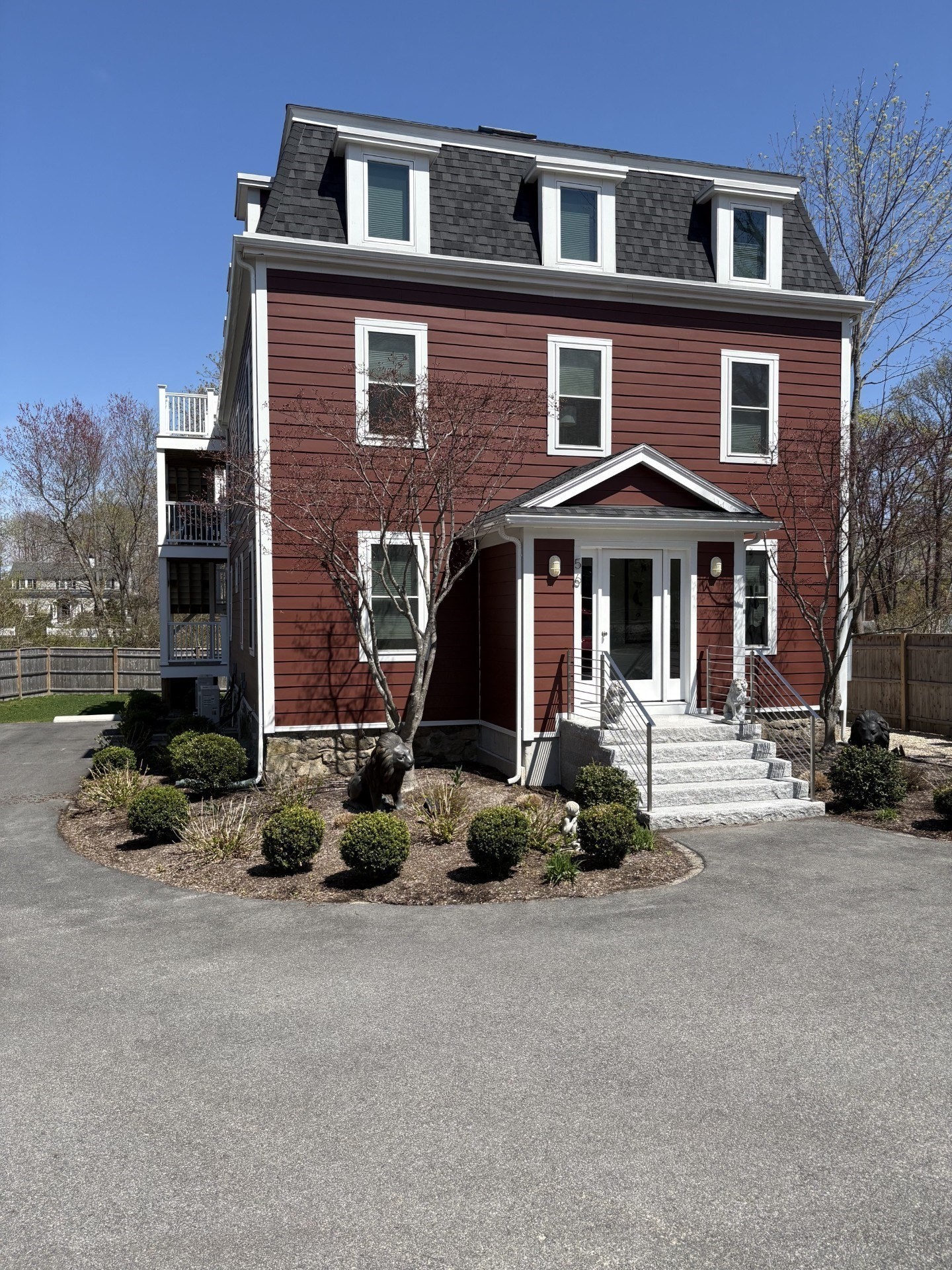 56 Spring St unit 3 – photo 1