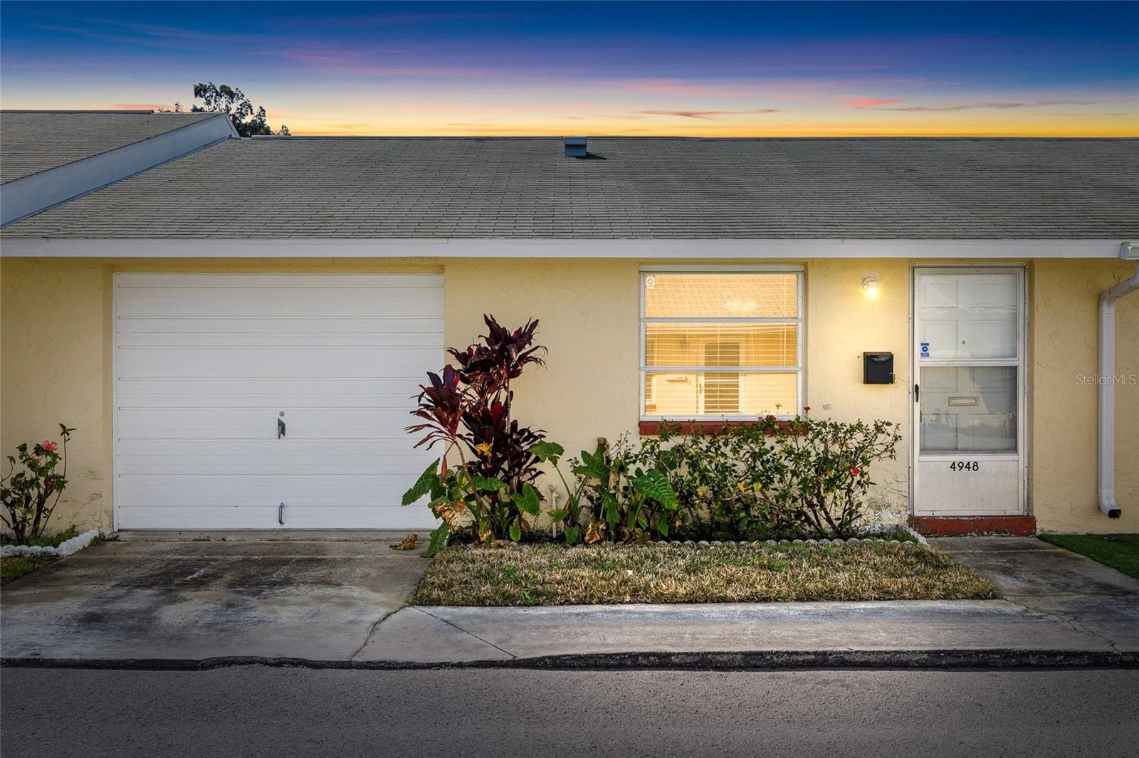4948 Getner St – photo 2