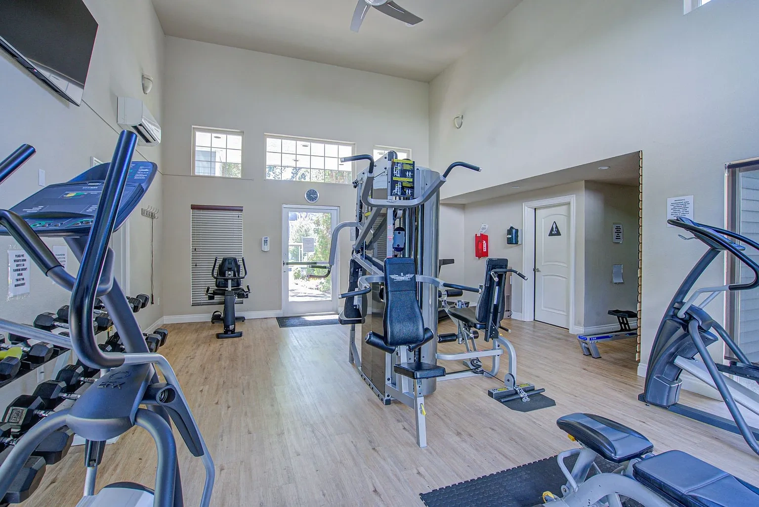 PARKGROVE APARTMENTS – photo 5