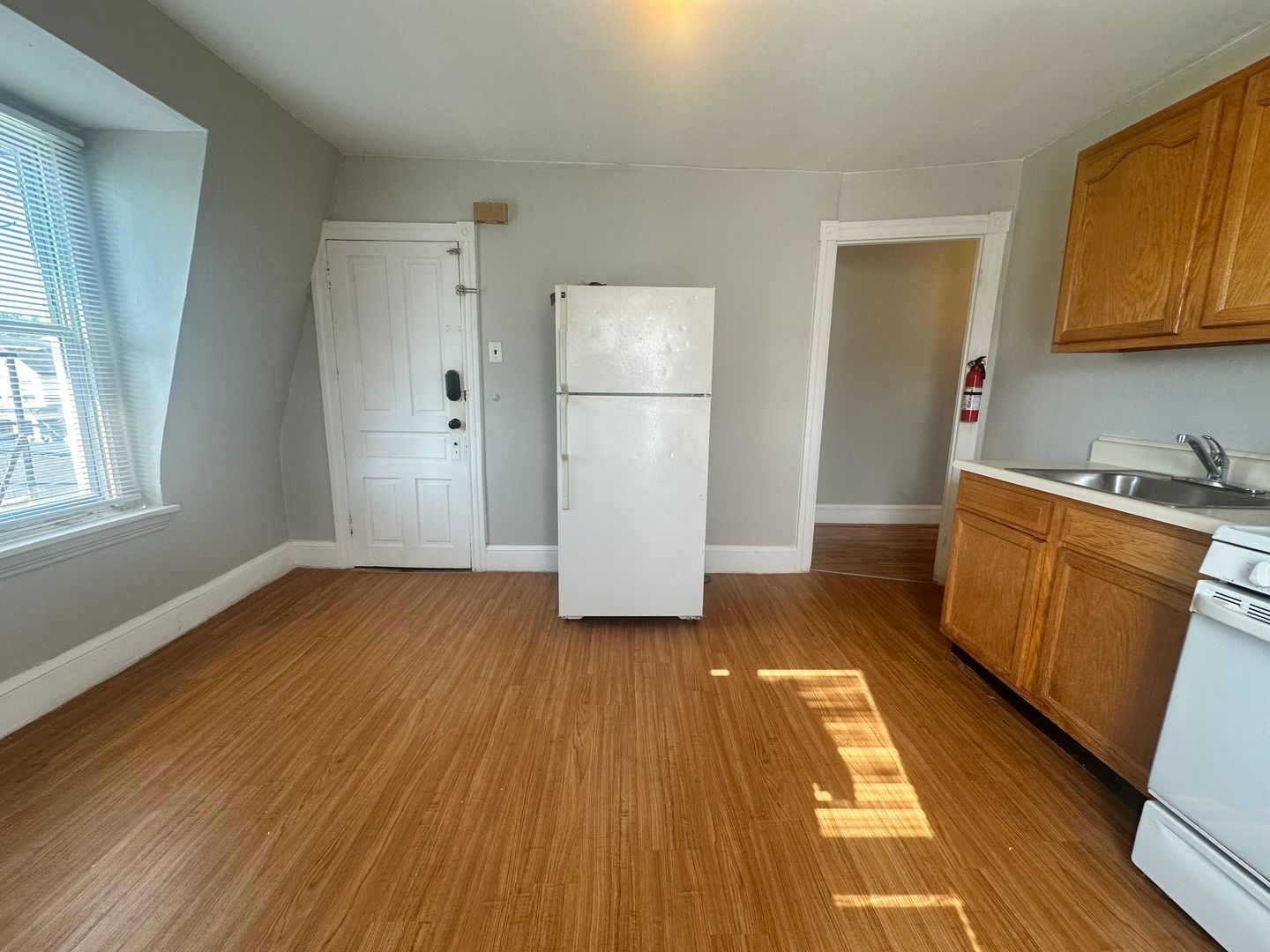 406 Windsor St unit 3 – photo 5