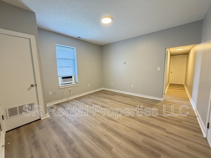 243 S Main St unit 3 – photo 5