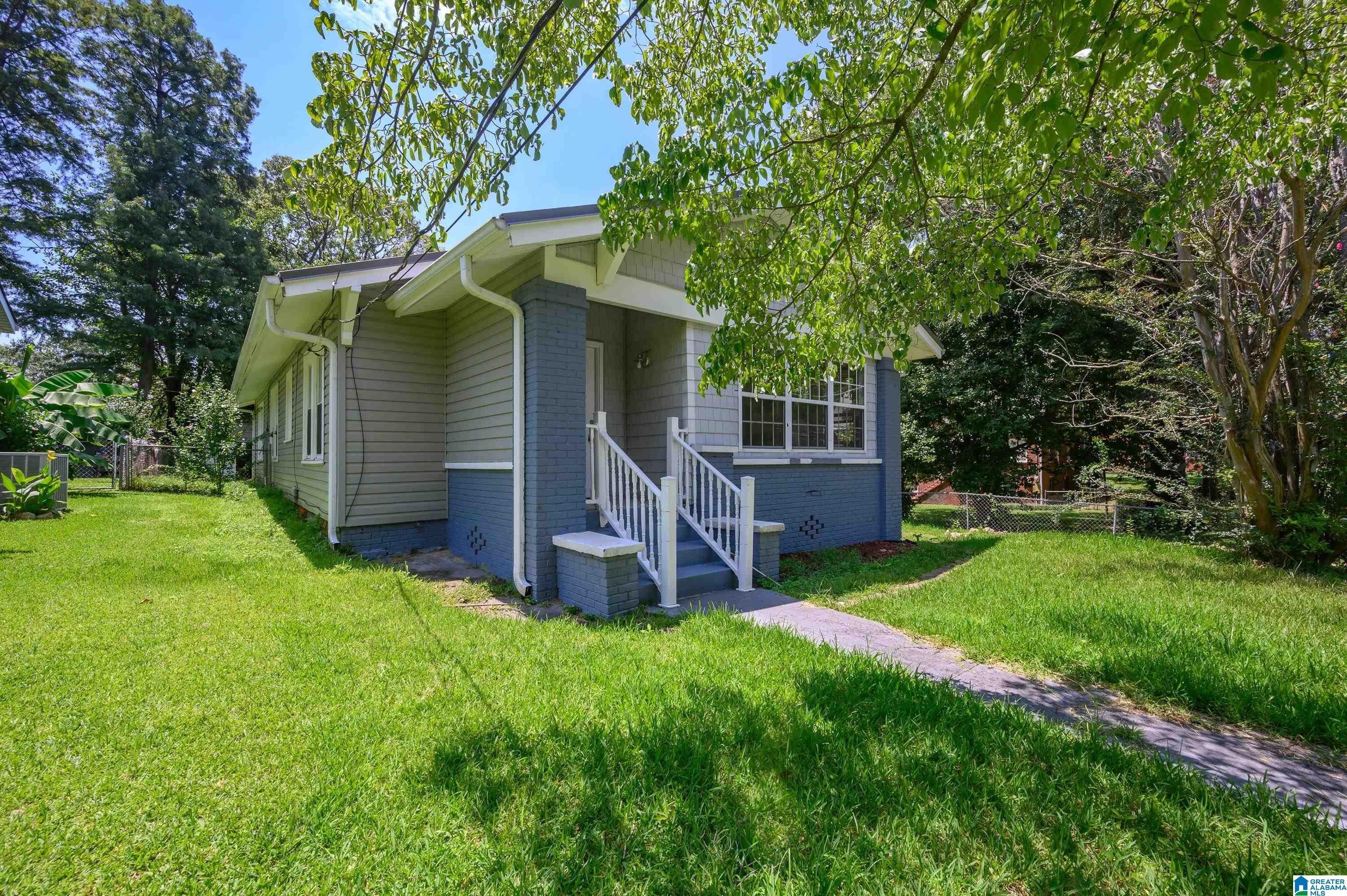 703 11th Ave – photo 3