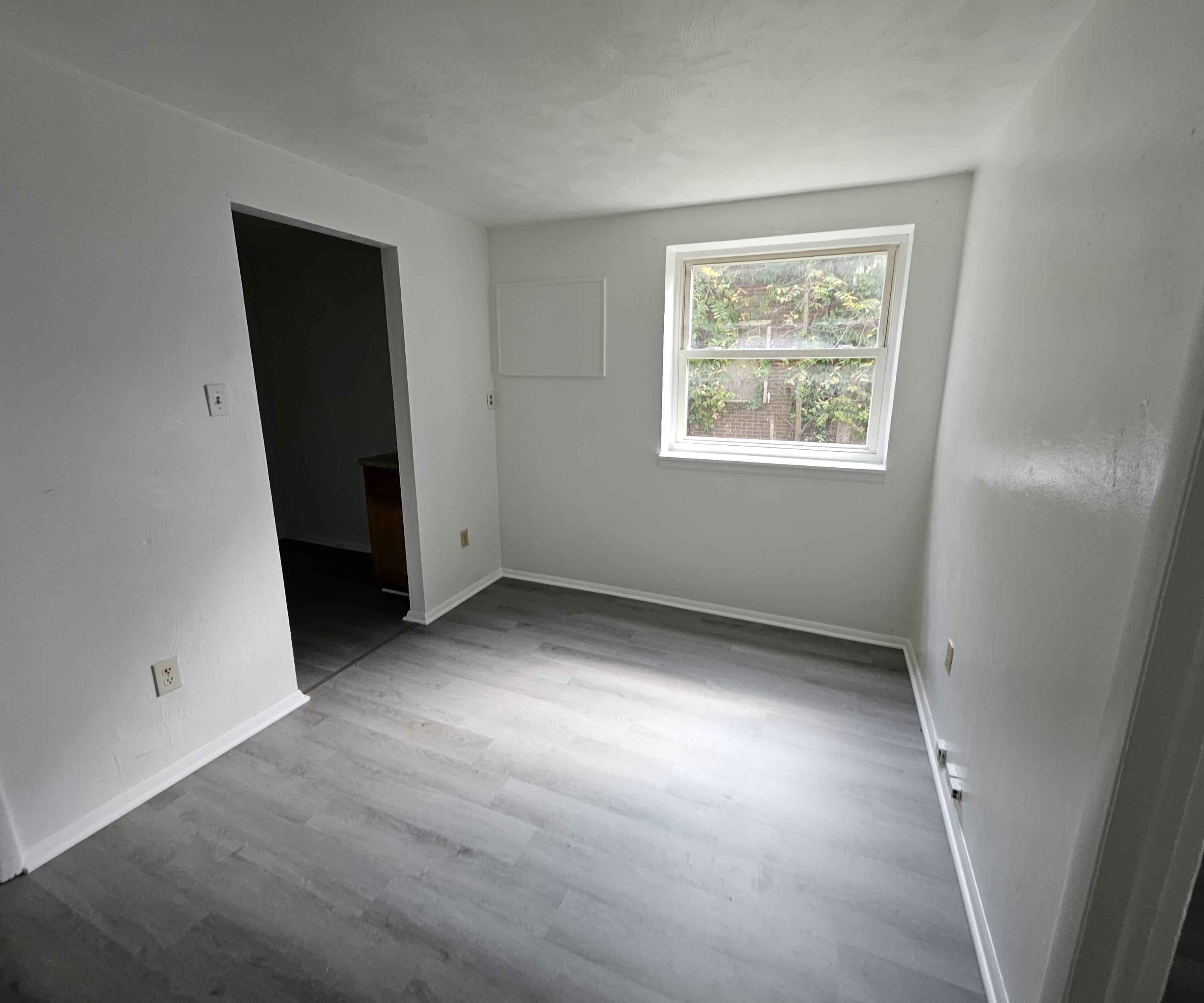 1023 Wallace Ave unit # 4 – photo 4