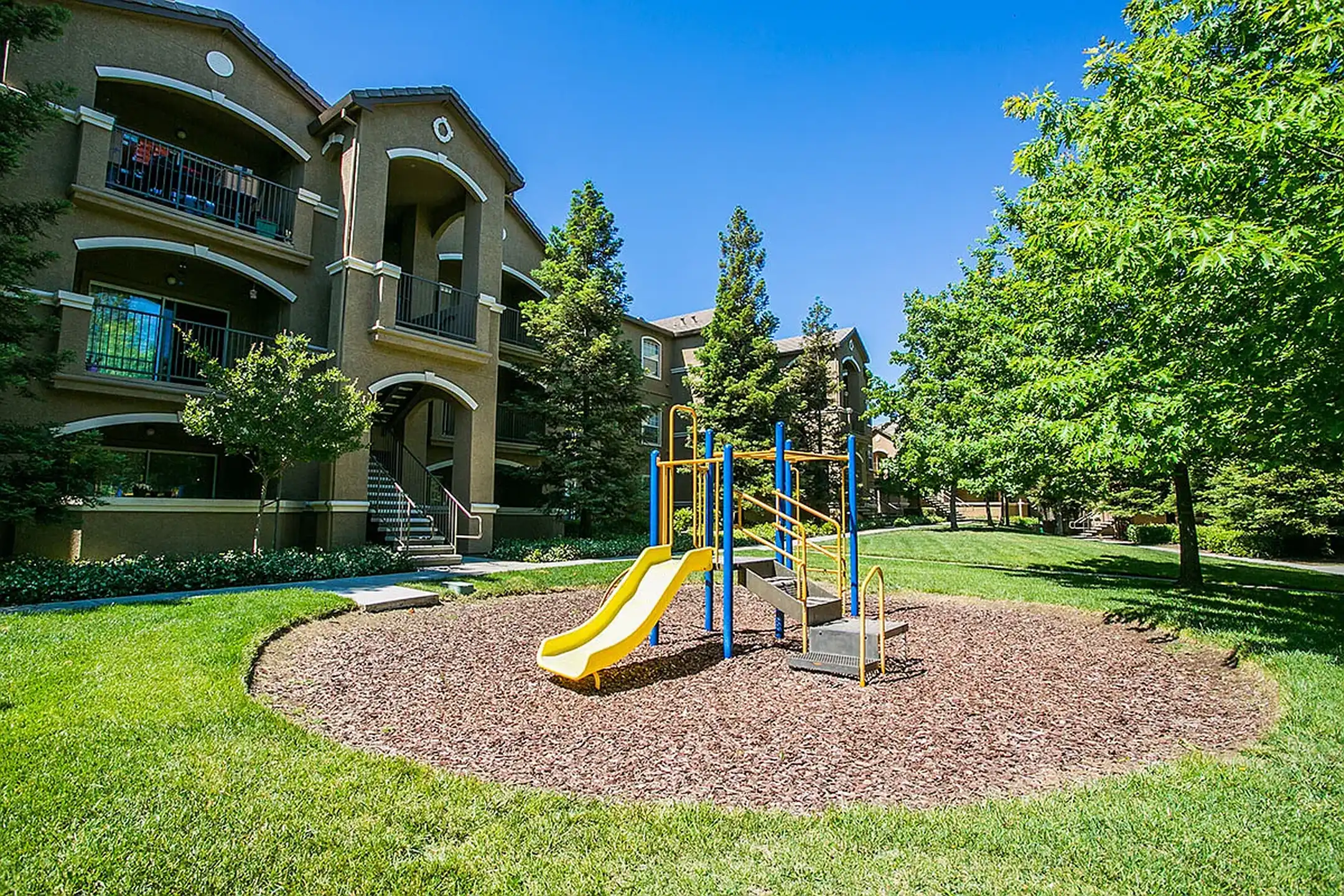 Rolling Oaks Apartment Homes - 3700 Lyon Rd - Fairfield, CA | Rent.