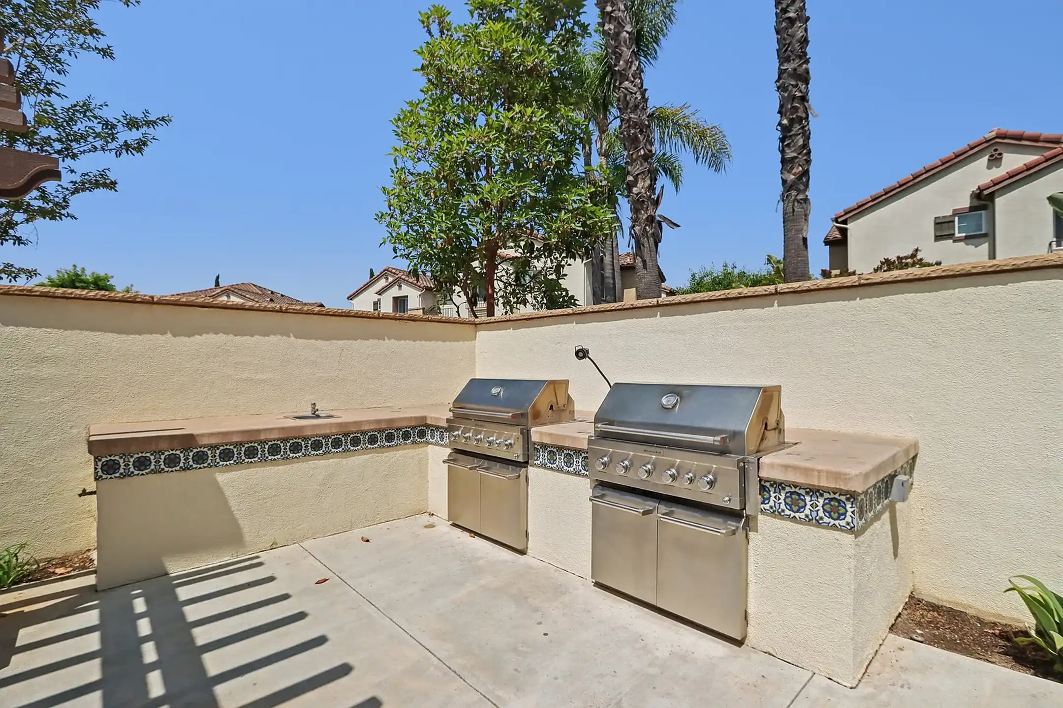 Villas at the Park 313 Westpark Ct Camarillo, CA