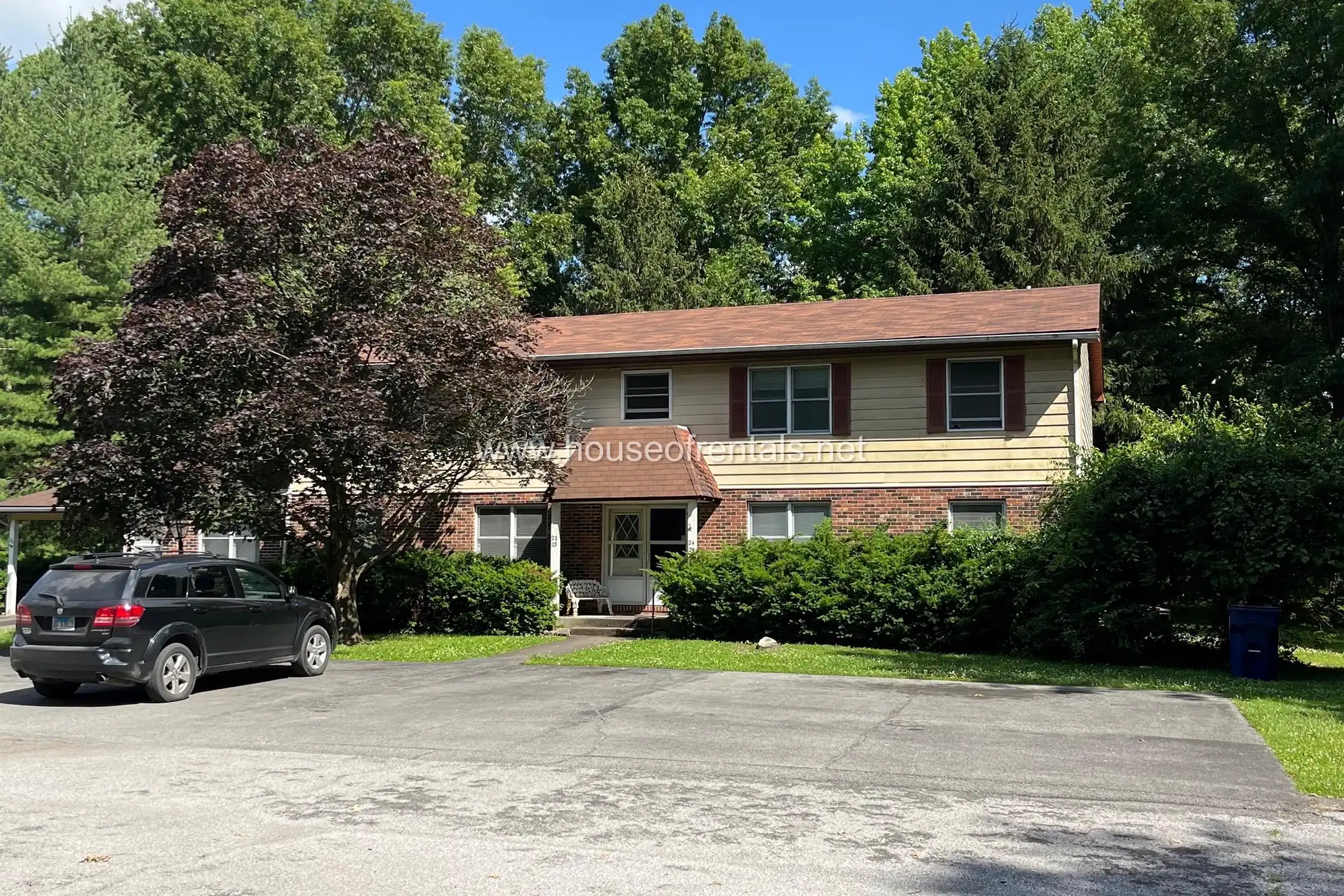 24 Razer Dr unit 1 - West Frankfort, IL | Rent.