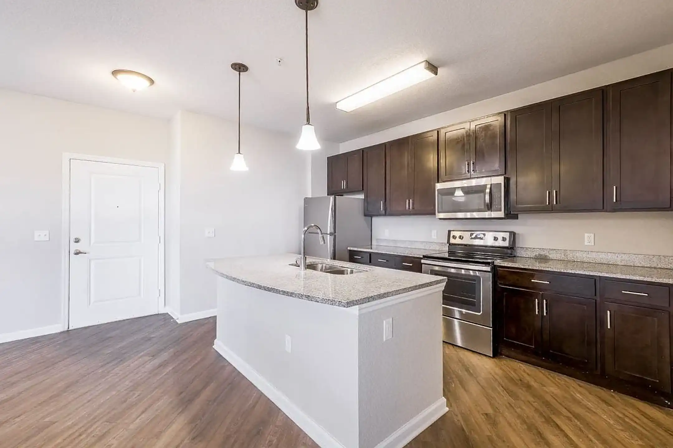 Linden on the GreeneWay - 13000 Breaking Dawn Dr - Orlando, FL | Rent.